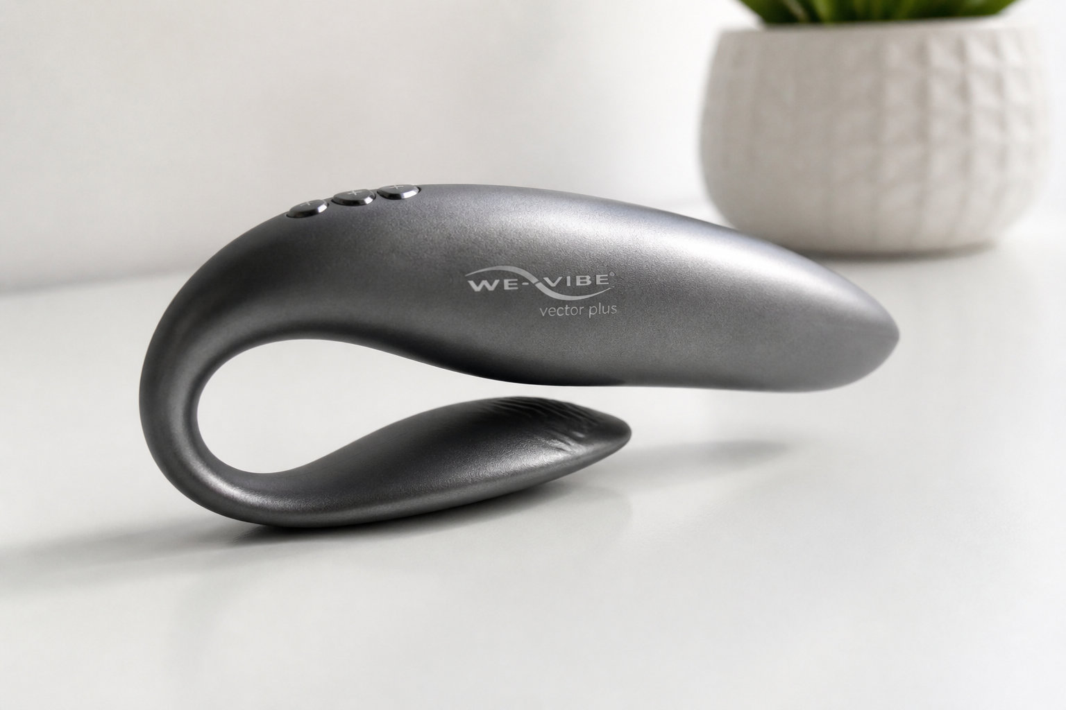 Adopter le Vector+ de We-Vibe pour une double stimulation